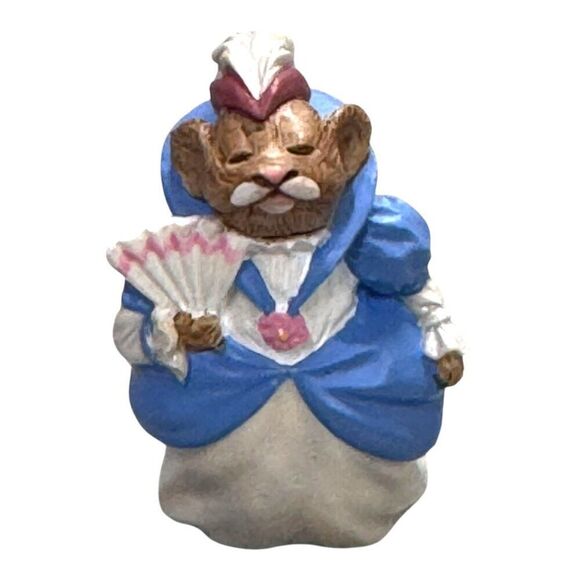 EVIL STEPMOTHER - 1994 Hallmark Merry Miniatures Cinderella Figure Disney Mouse - Picture 1 of 8